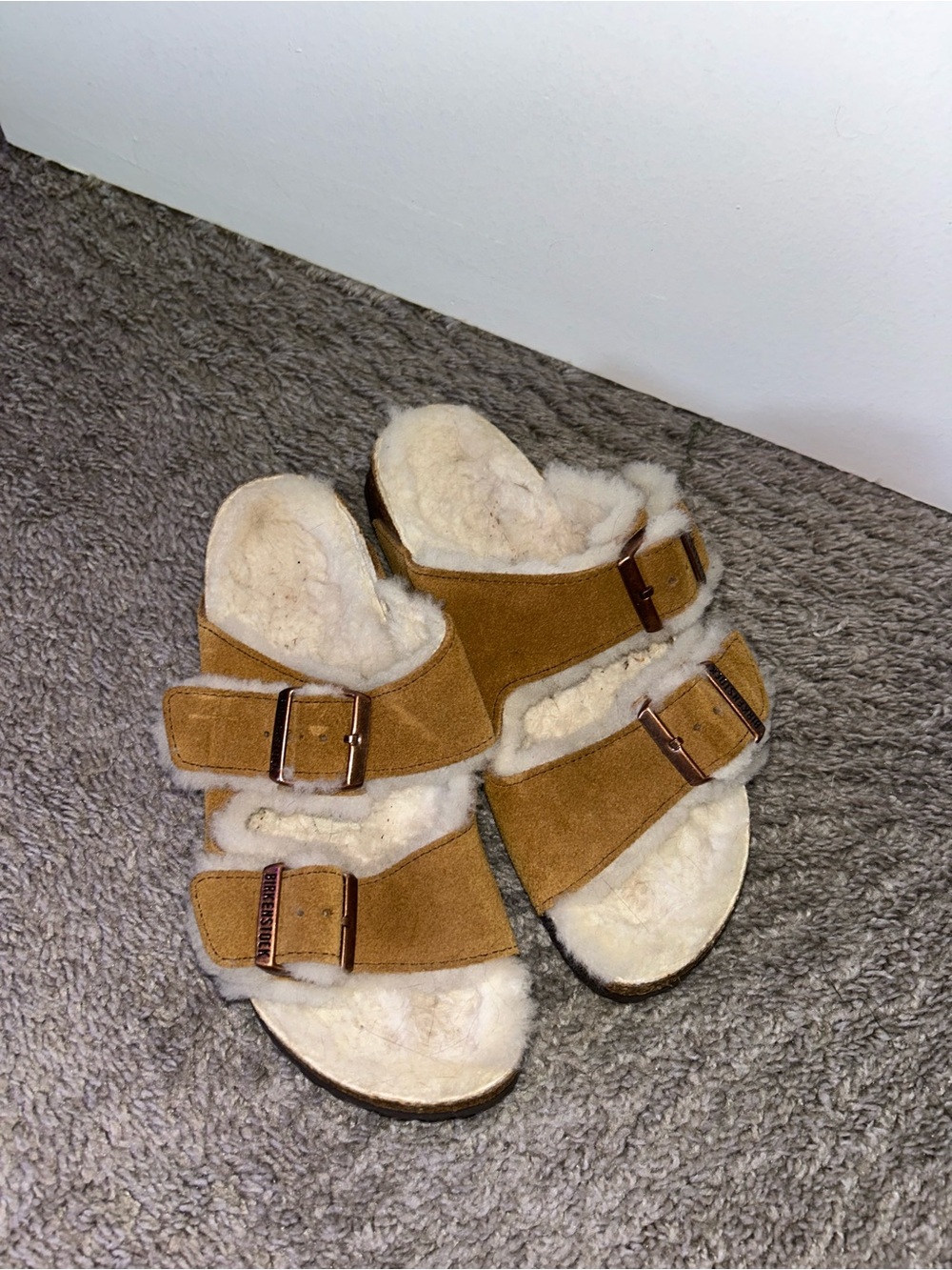 Birkenstock Women's Shearling Lined Slide Sandals in Tan